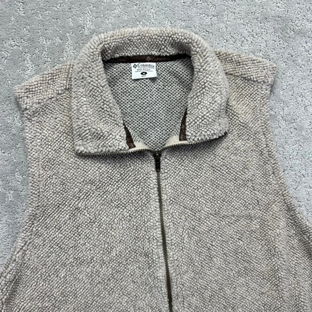 VINTAGE 90s Columbia Vest Mens M‎ Oatmeal Deep Pile Fleece Outdoors Made in USA